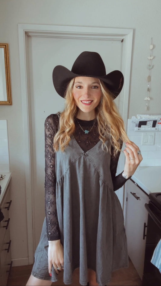 Indie - Buckle Dress